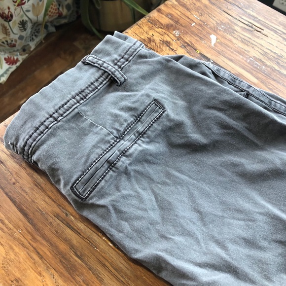 Grey Jeans - Picture 2 of 2